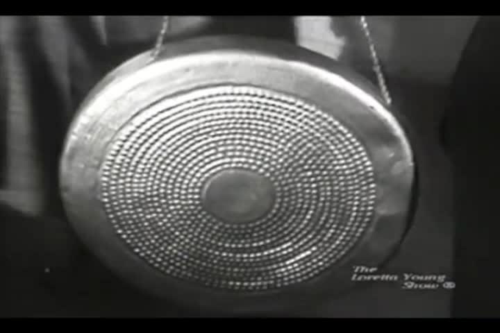 Thumbnail image for Classic Television - The Loretta Young Show