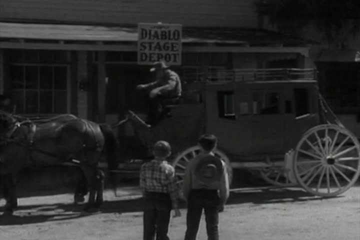 Thumbnail image for Saturday Morning Classic Television - Annie Oakley